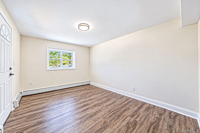 118 Boyle Road, Selden, NY 11784