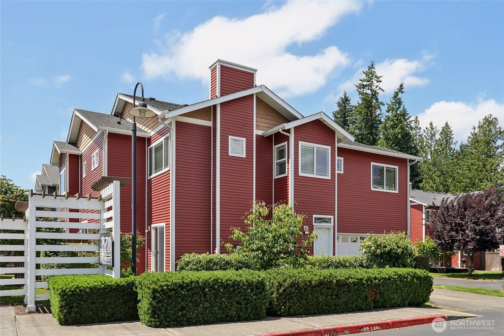 6520 127th Street Ct E, Puyallup, WA 98373