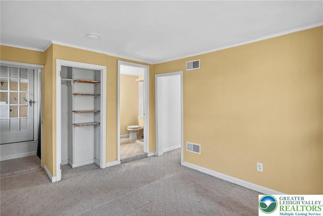 36 East Penn Lane, Whitehall Twp, PA 18052