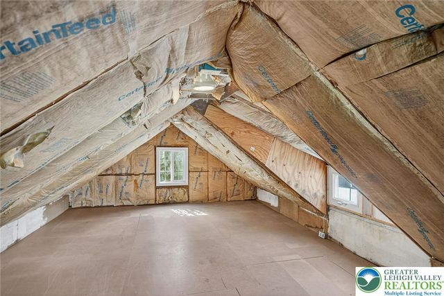36 East Penn Lane, Whitehall Twp, PA 18052