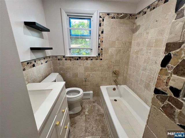 392 Marlboro Road, Englewood, NJ 07631