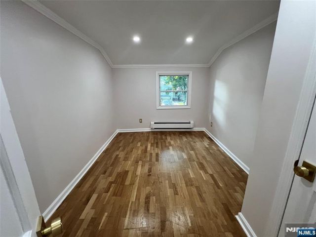 392 Marlboro Road, Englewood, NJ 07631