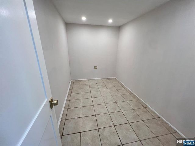 392 Marlboro Road, Englewood, NJ 07631