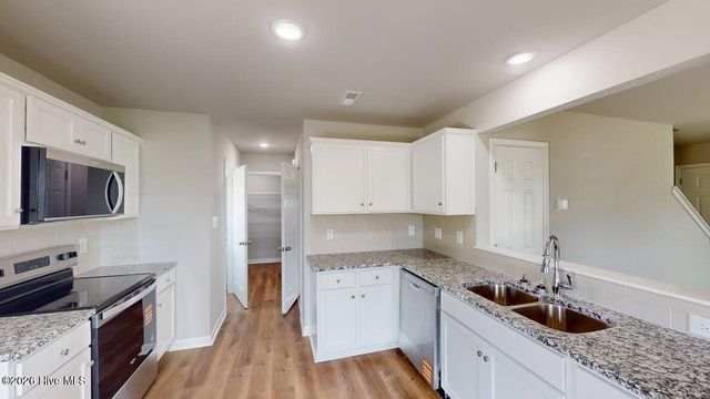 103 Berkshire Drive, La Grange, NC 28551