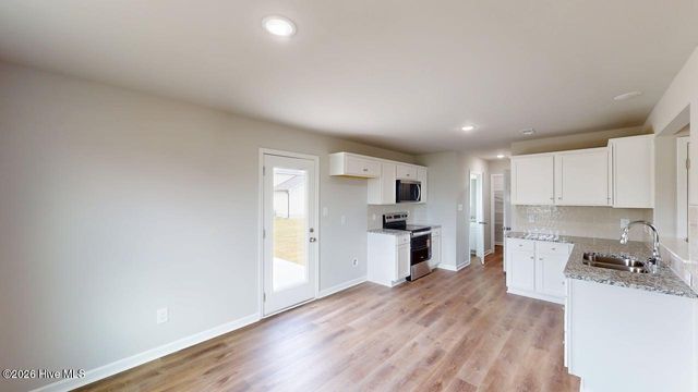 103 Berkshire Drive, La Grange, NC 28551