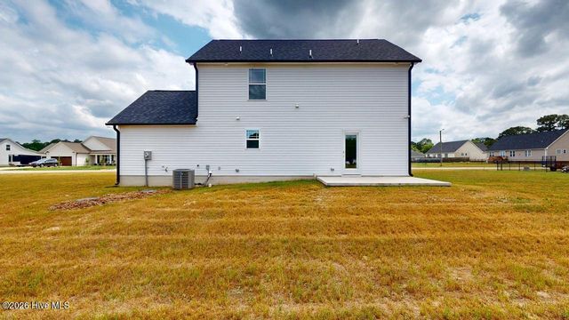 103 Berkshire Drive, La Grange, NC 28551