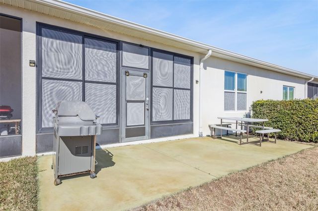 2004 WINNIPEG WAY, Groveland, FL 34736