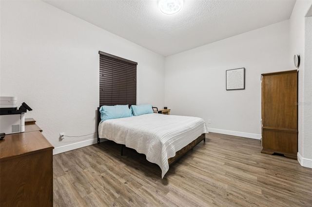 2004 WINNIPEG WAY, Groveland, FL 34736