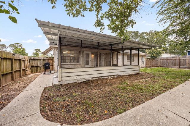 6602 Fallengate Drive, Spring, TX 77373