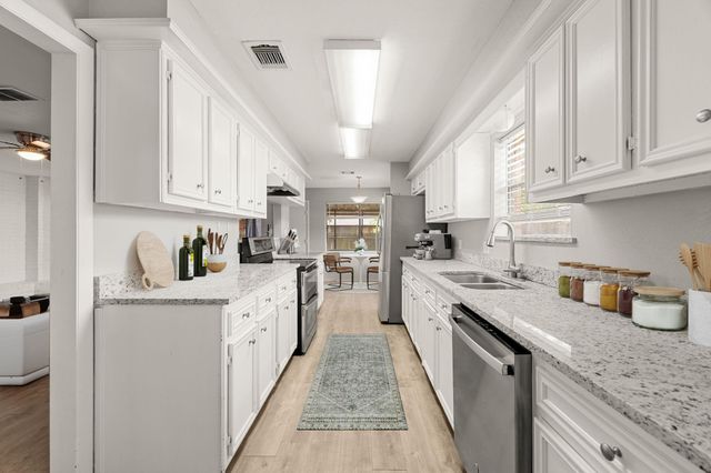 6602 Fallengate Drive, Spring, TX 77373