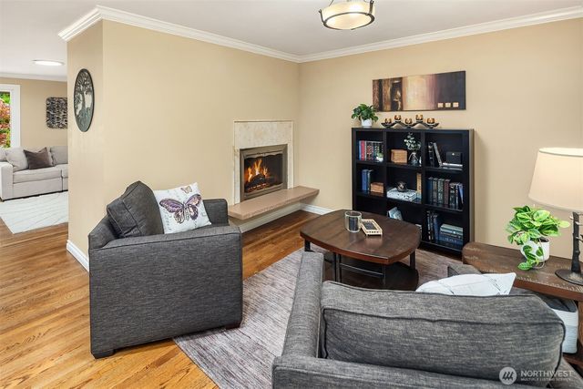 13620 233rd Way SE, Issaquah, WA 98027