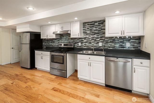 13620 233rd Way SE, Issaquah, WA 98027