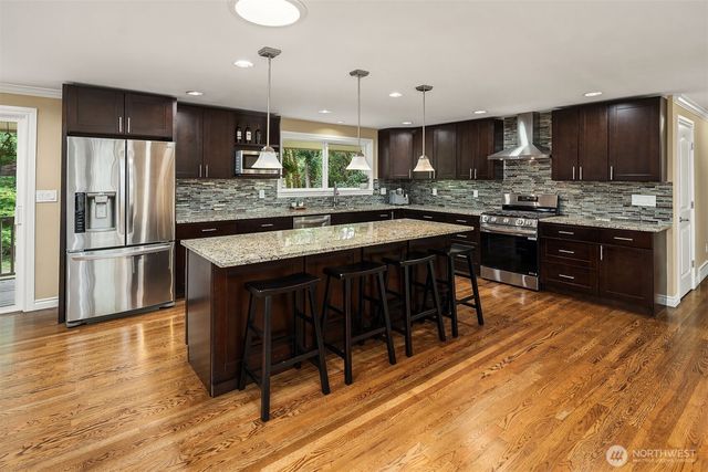 13620 233rd Way SE, Issaquah, WA 98027