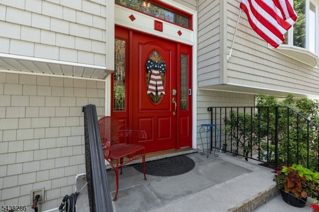 15 Kuiken Ct, Wayne Twp., NJ 07470