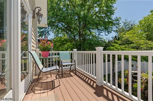 15 Kuiken Ct, Wayne Twp., NJ 07470