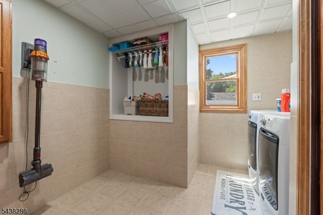 15 Kuiken Ct, Wayne Twp., NJ 07470