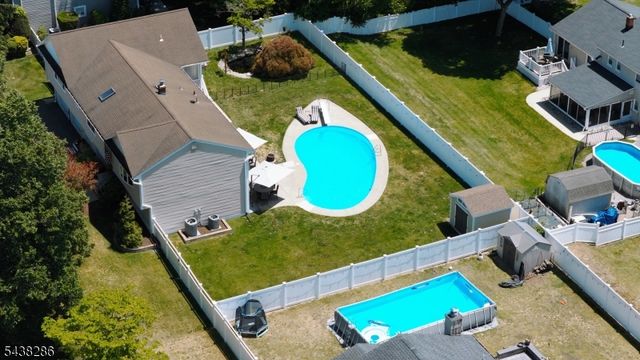 15 Kuiken Ct, Wayne Twp., NJ 07470