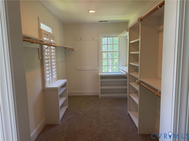 17 Charnwood Rd, Henrico, VA 23229