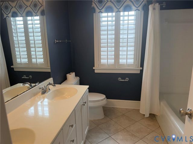 17 Charnwood Rd, Henrico, VA 23229