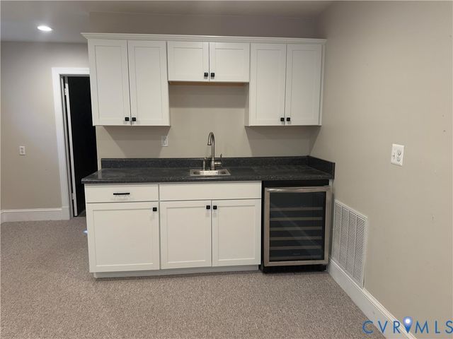 17 Charnwood Rd, Henrico, VA 23229