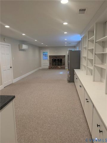 17 Charnwood Rd, Henrico, VA 23229