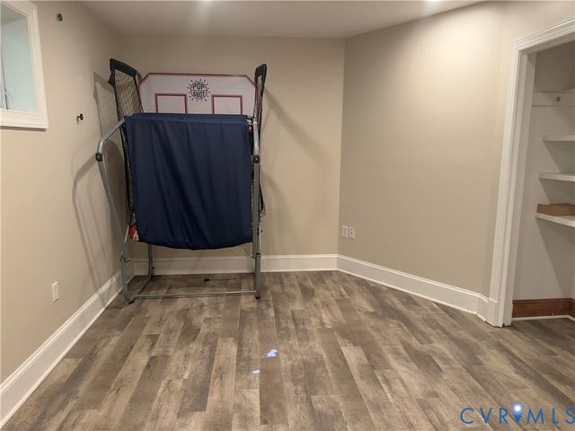 17 Charnwood Rd, Henrico, VA 23229