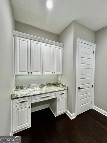 832 Barnesville Road, Griffin, GA 30224