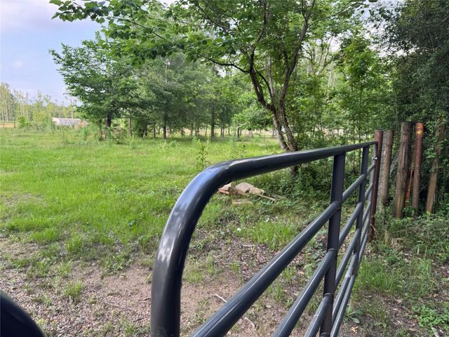 14486 Fm 787 Road W, Cleveland, TX 77327