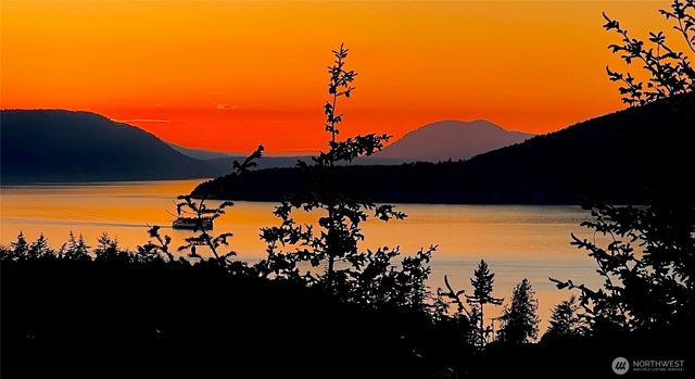 2020 Kansas Avenue, Anacortes, WA 98221