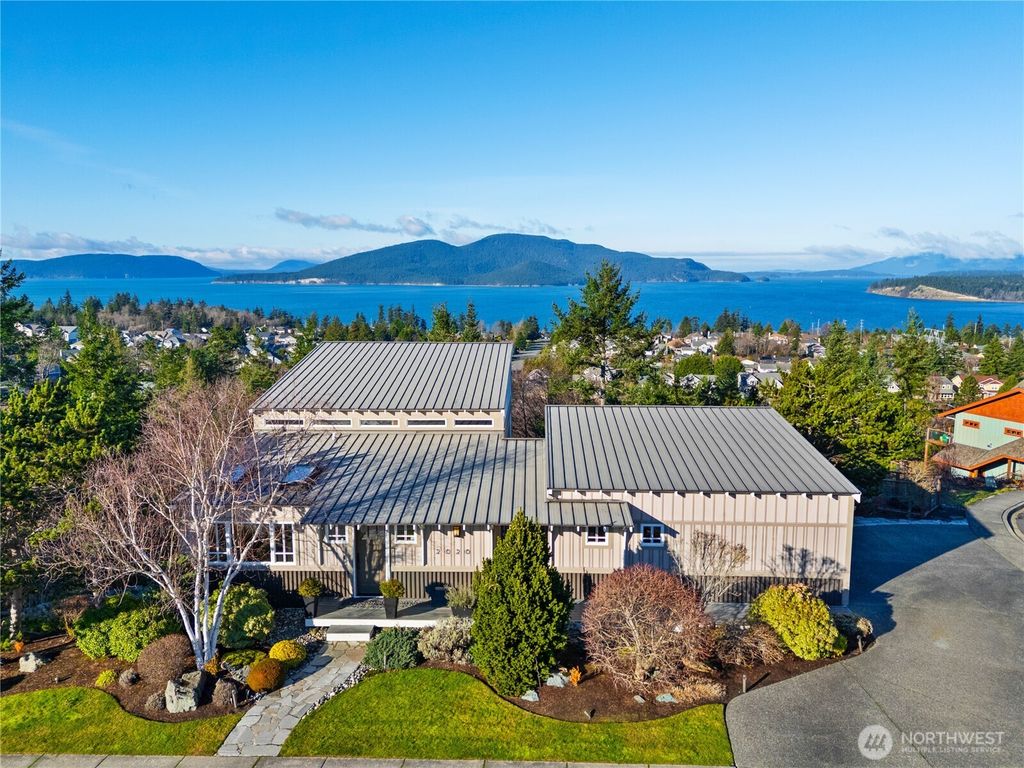 2020 Kansas Avenue, Anacortes, WA 98221