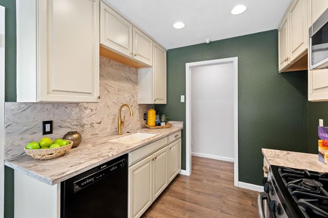 7630 25th Ave, Sacramento, CA 95820