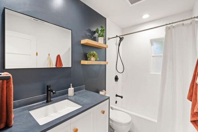 7630 25th Ave, Sacramento, CA 95820