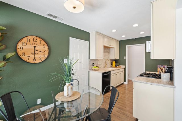 7630 25th Ave, Sacramento, CA 95820