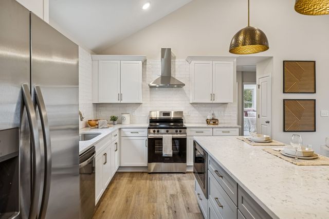 2101 Avalon Dr, Nashville, TN 37216