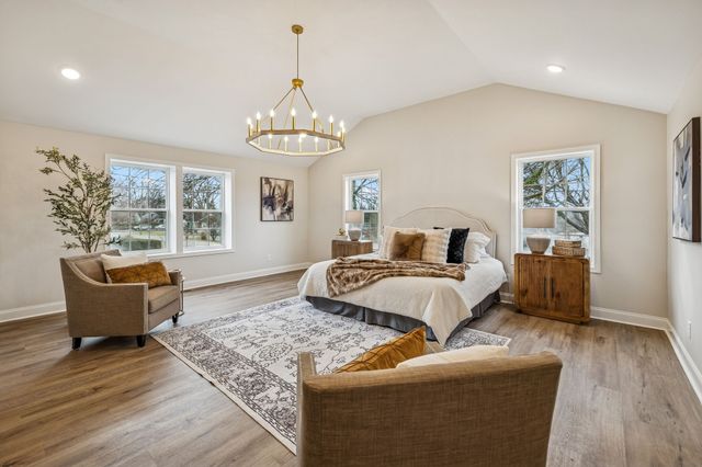 2101 Avalon Dr, Nashville, TN 37216