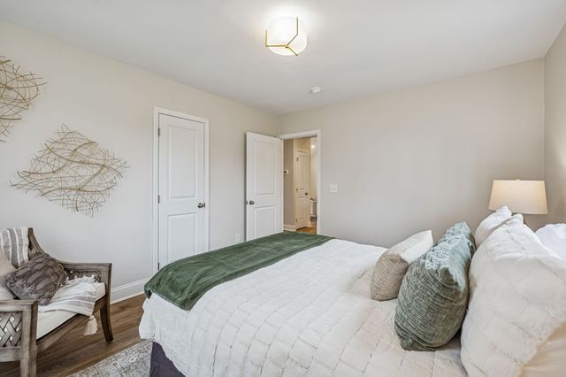 2101 Avalon Dr, Nashville, TN 37216