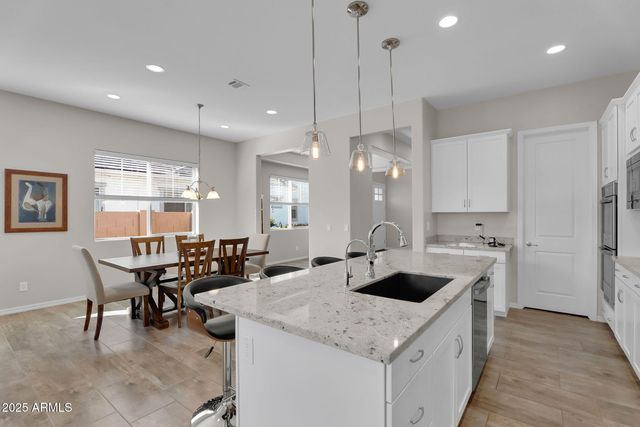 3155 E AUSTIN Drive, Gilbert, AZ 85296