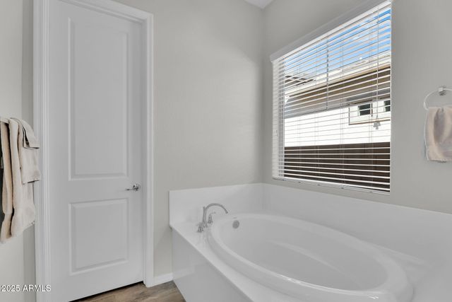 3155 E AUSTIN Drive, Gilbert, AZ 85296