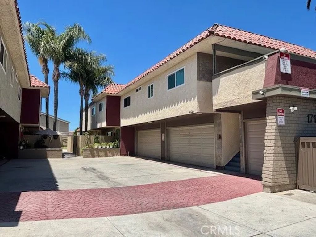 17171 Elm 1, Huntington Beach, CA 92647
