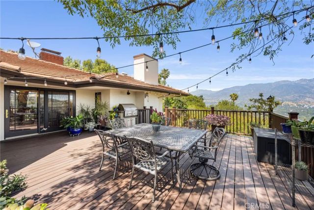 3854 Hampstead, La Canada Flintridge, CA 91011