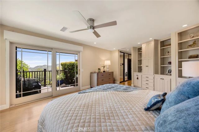 3854 Hampstead, La Canada Flintridge, CA 91011