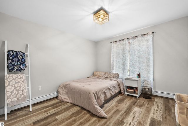 7119 W White Birch Avenue, Lake City, MI 49651