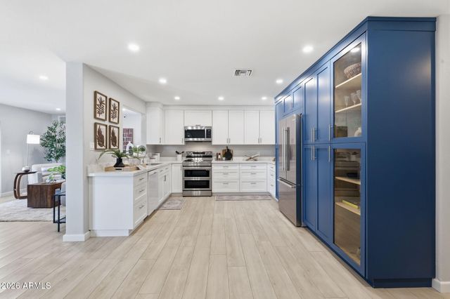 12616 N 28TH Place, Phoenix, AZ 85032