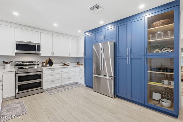 12616 N 28TH Place, Phoenix, AZ 85032