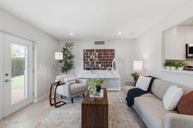 12616 N 28TH Place, Phoenix, AZ 85032