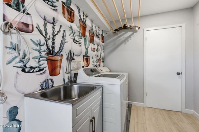 12616 N 28TH Place, Phoenix, AZ 85032