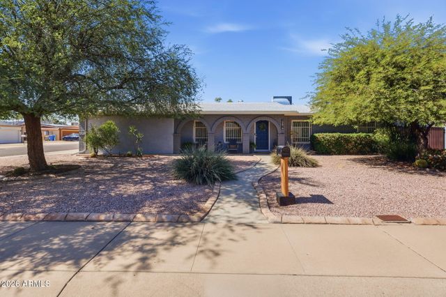 12616 N 28TH Place, Phoenix, AZ 85032