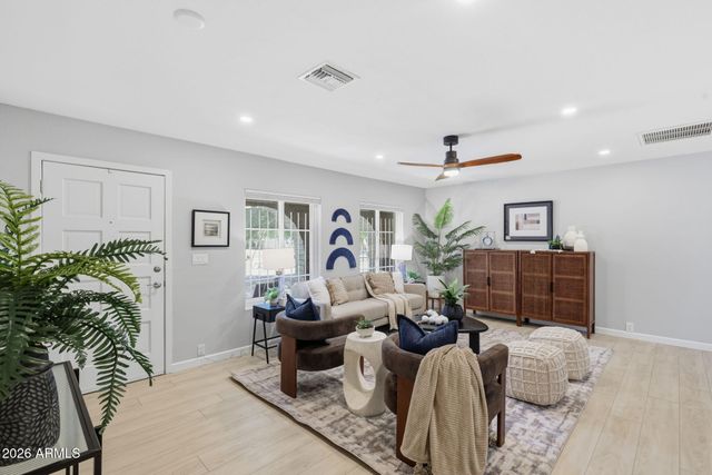 12616 N 28TH Place, Phoenix, AZ 85032