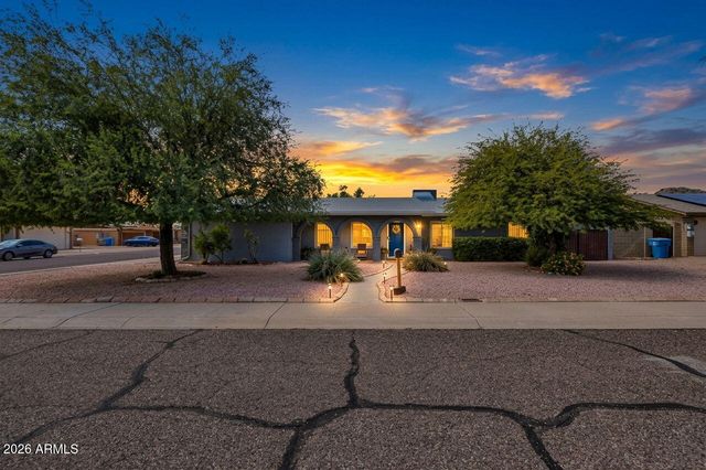 12616 N 28TH Place, Phoenix, AZ 85032