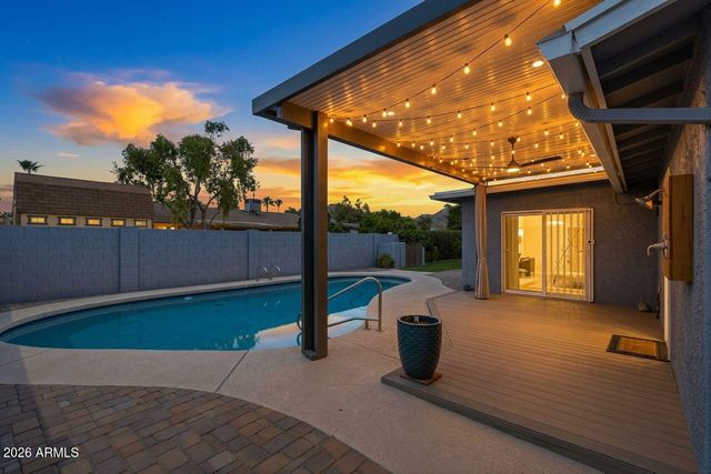 12616 N 28TH Place, Phoenix, AZ 85032